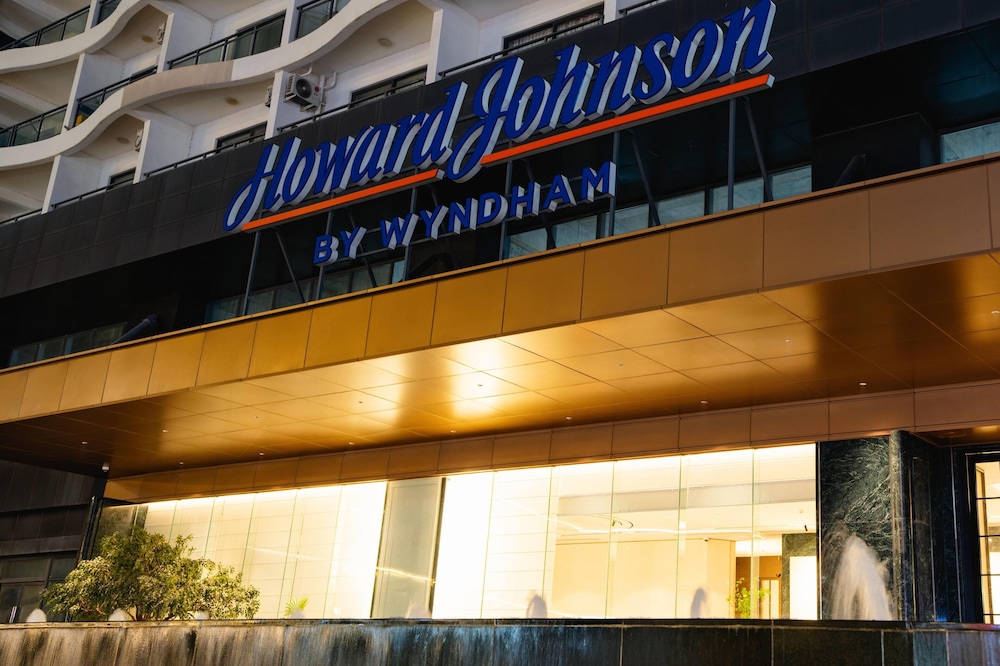 Howard Johnson By Wyndham Phnom Penh Tk 4/57