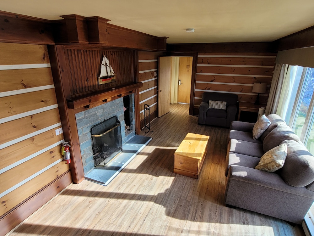 Liscombe Lodge Resort and Conference Centre 20/45