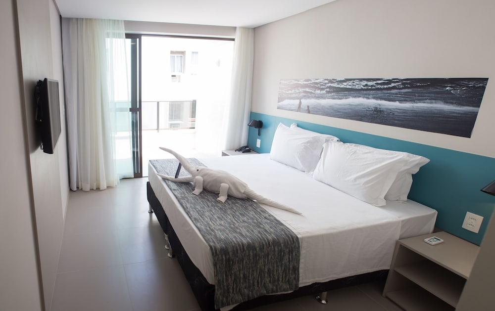 Acqua Suites 9/60