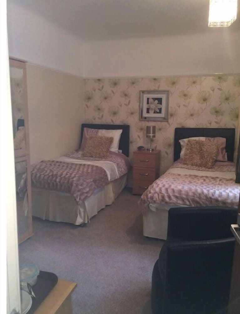 Rosaire Guest House 24/43