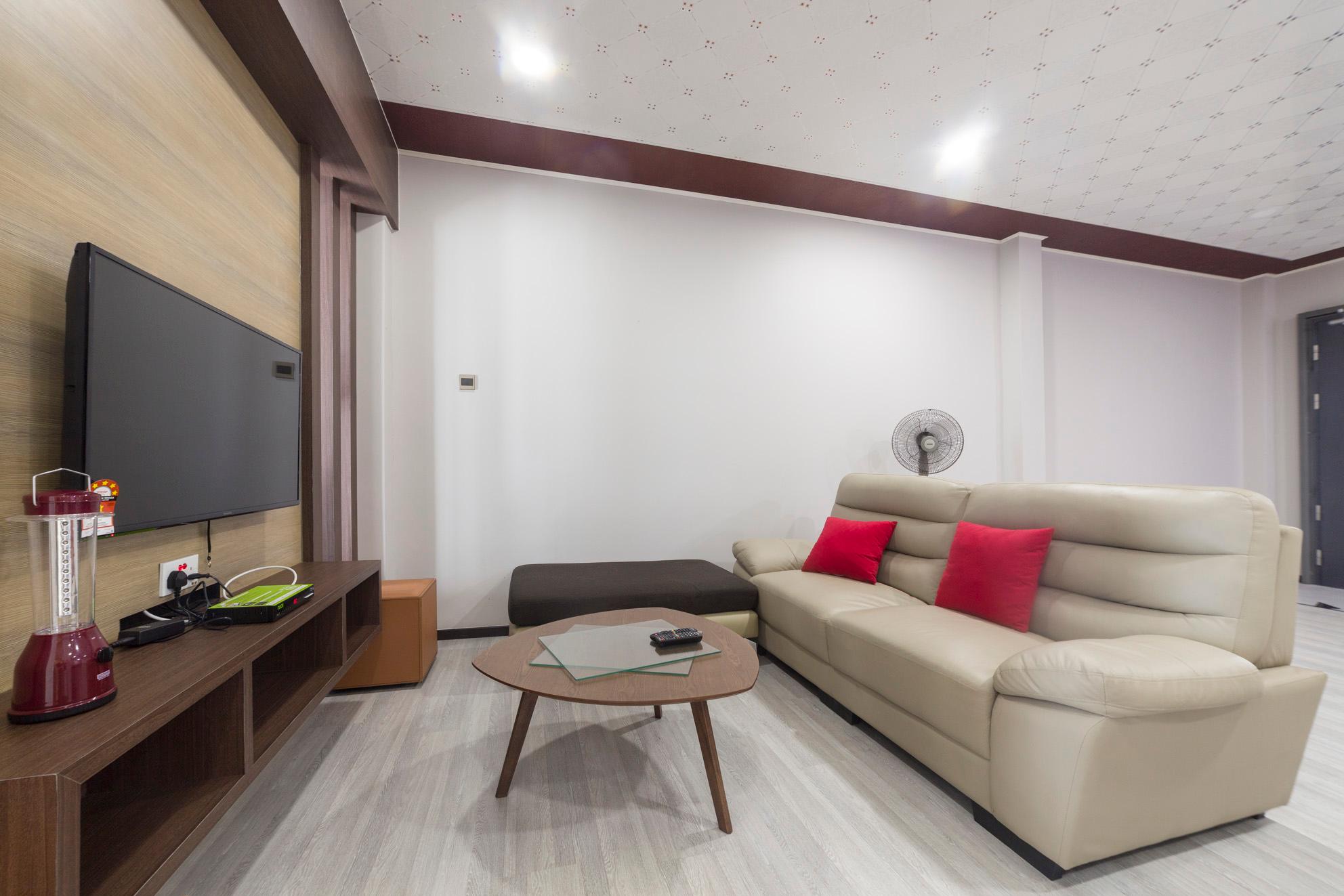 Studio, Suite
