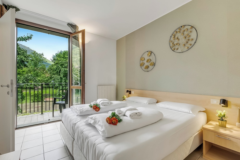 RESIDENZA PORTO LETIZIA 31/50