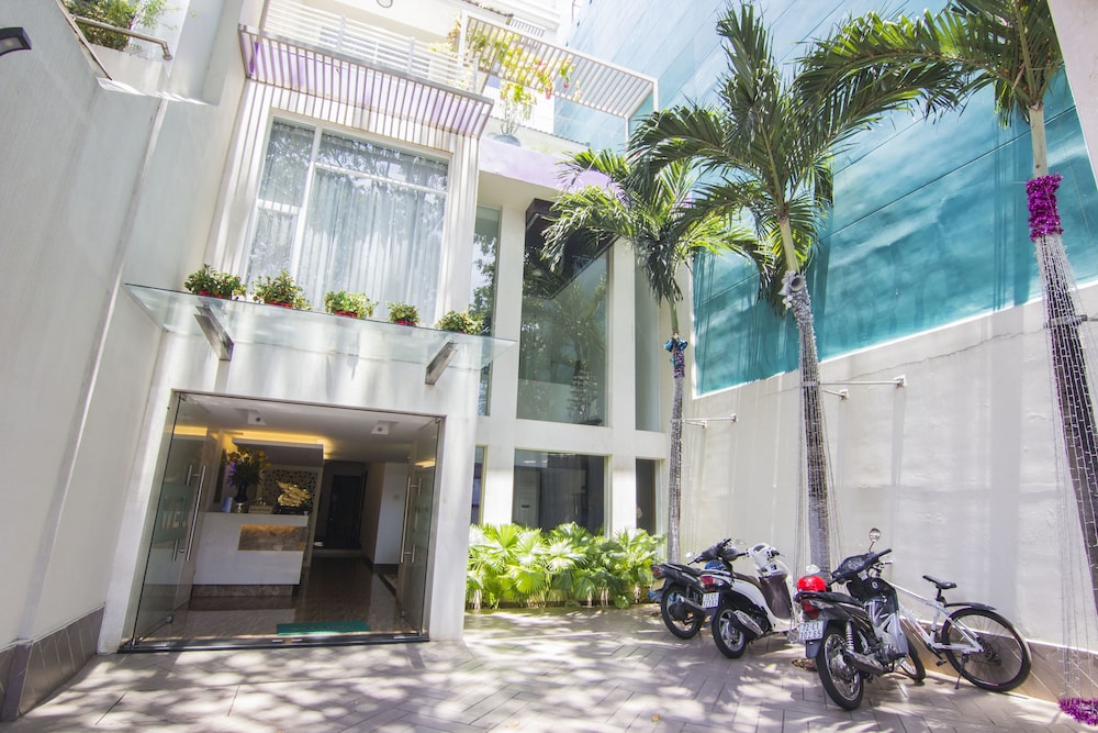 Ngoc Linh Luxury Hotel 40/48