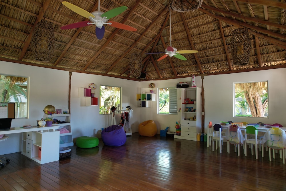 Tamarindo Diria Beach Resort 46/63