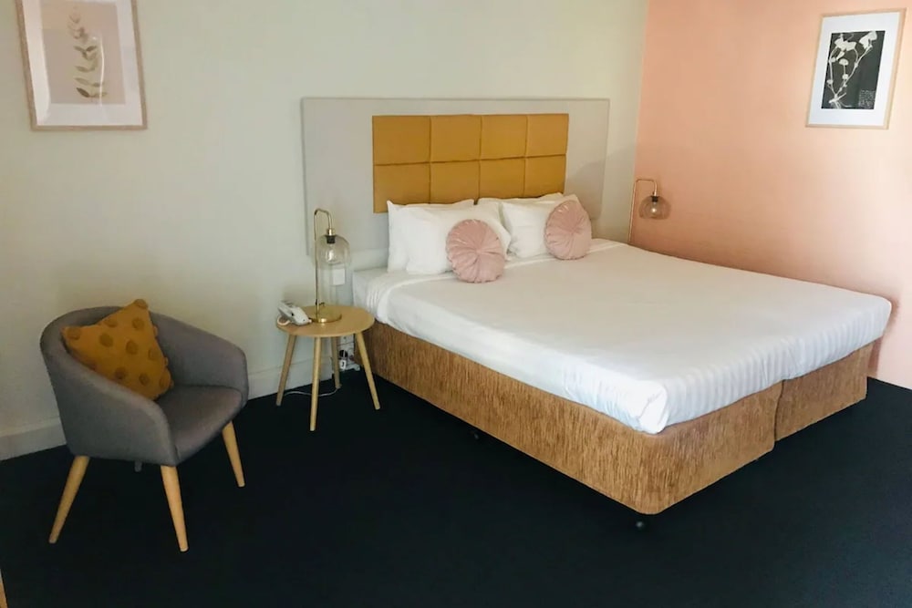 Greenmount Beach Resort 8/62