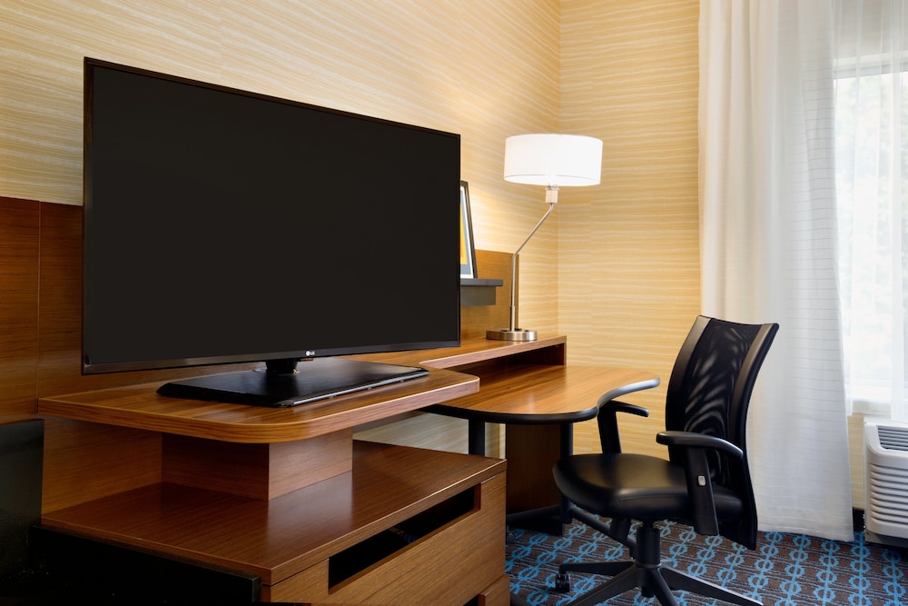 Fairfield Inn & Suites San Diego North/San Marcos 30/32