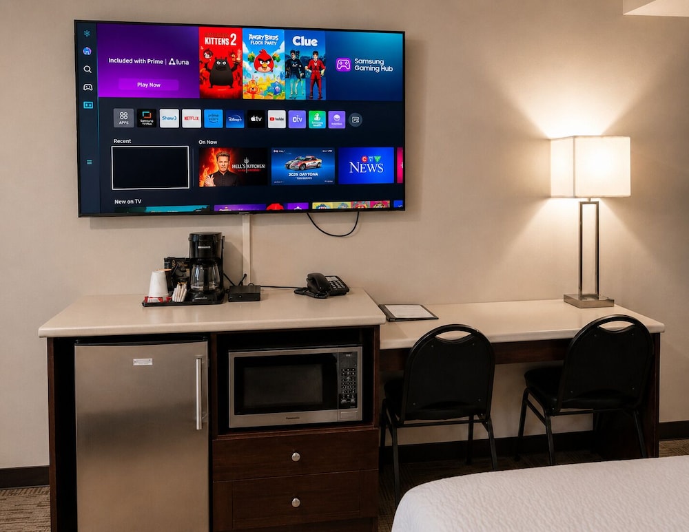 Homestead Inn & Suites 27/44