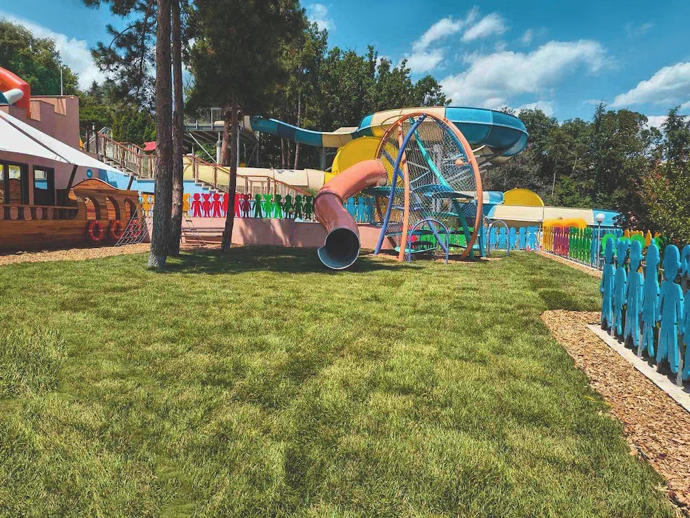 Grifid Hotel Bolero And Aquapark 38/50
