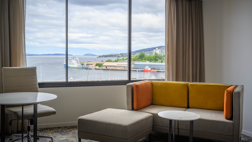 Hotel Grand Chancellor Hobart 25/50