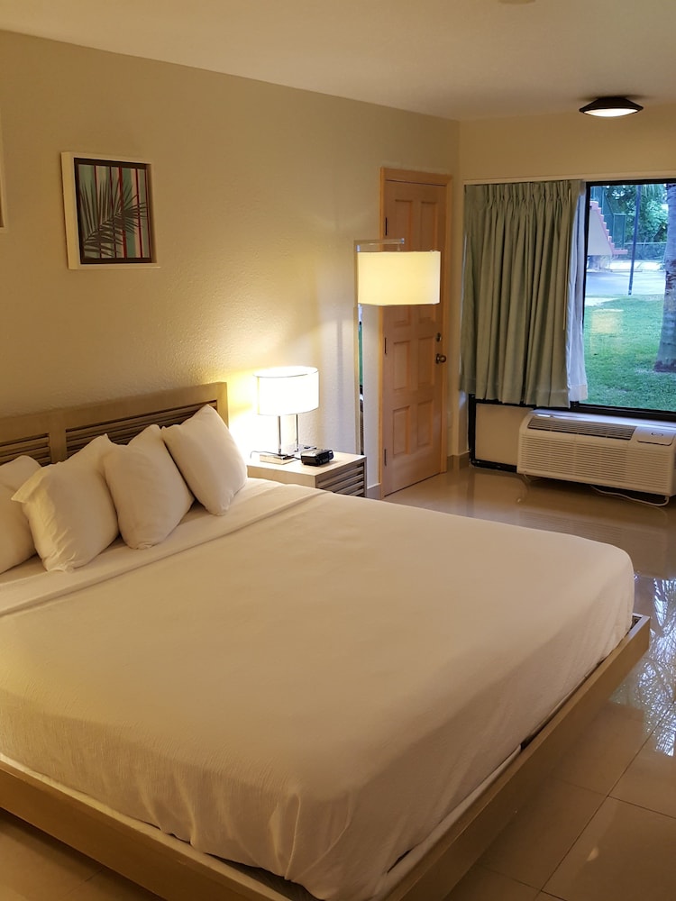 Garden Inn Homestead 37/81