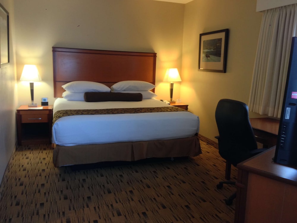 Best Western Plus Hood River Inn 27/80