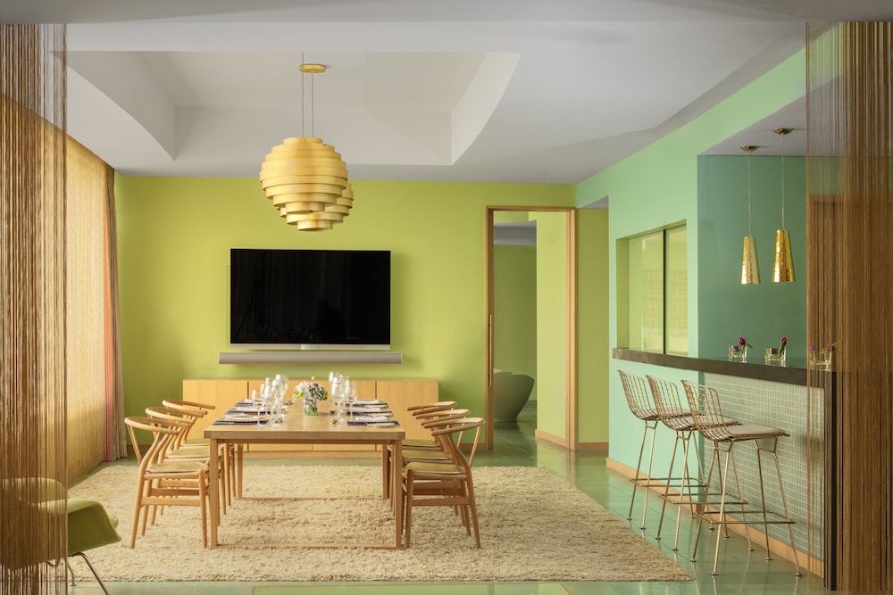 Symphony Style Hotel 41/49