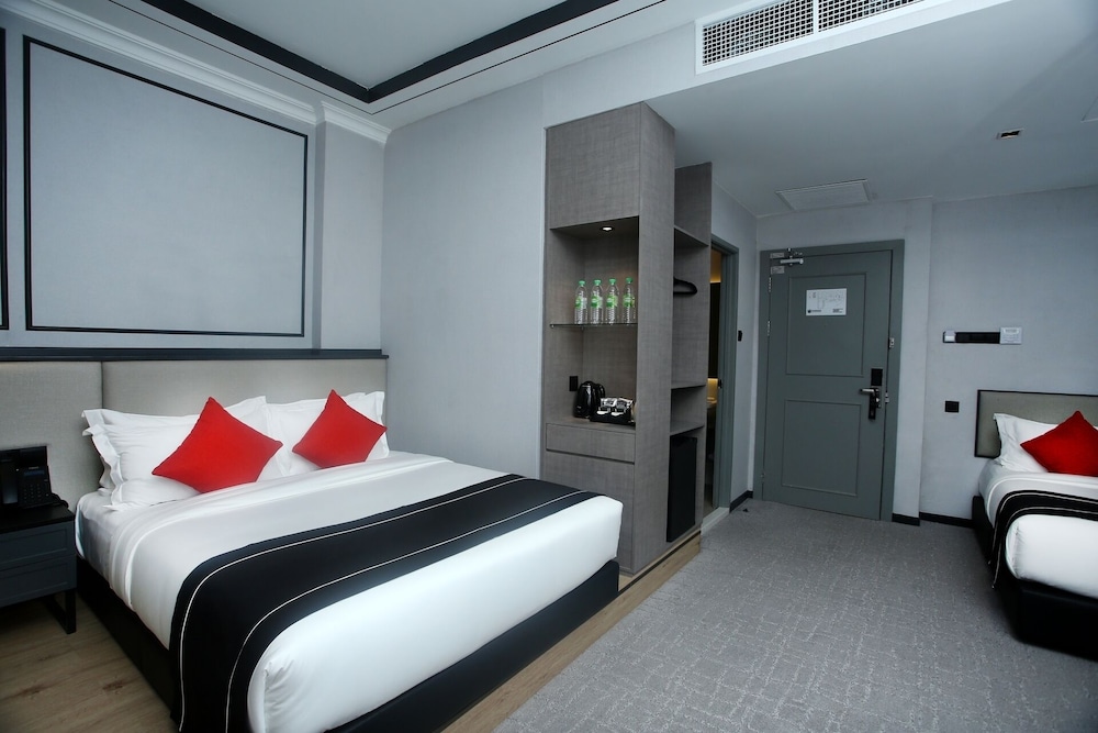 Stanton Hotel 24/50