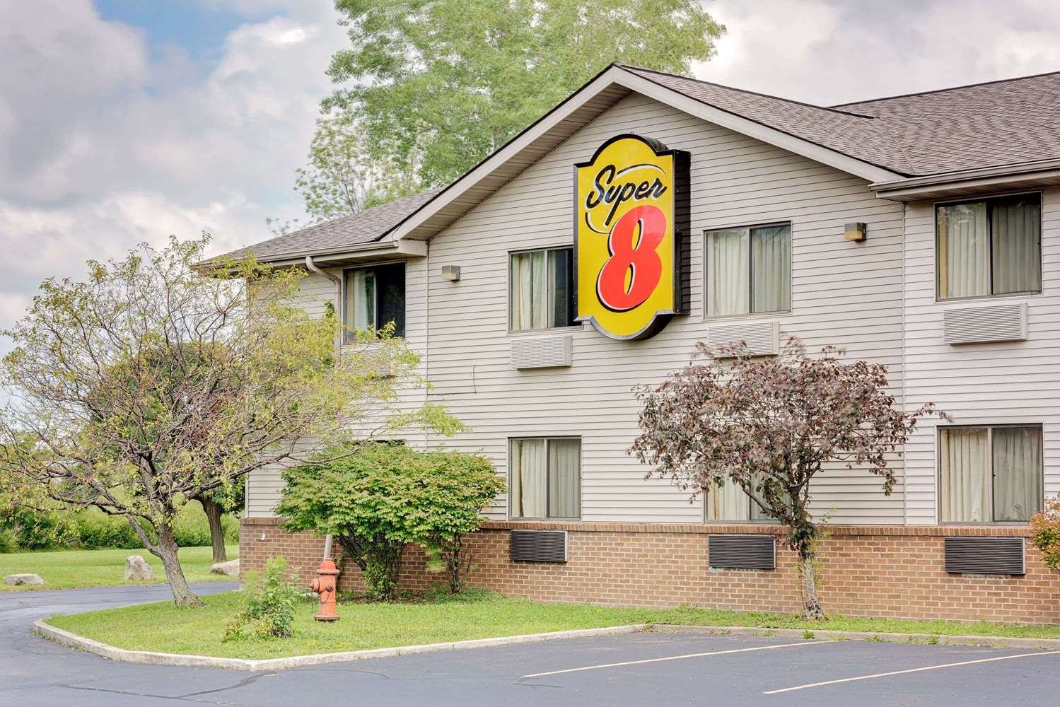 Super 8 By Wyndham Mentor/Cleveland Area 6/31
