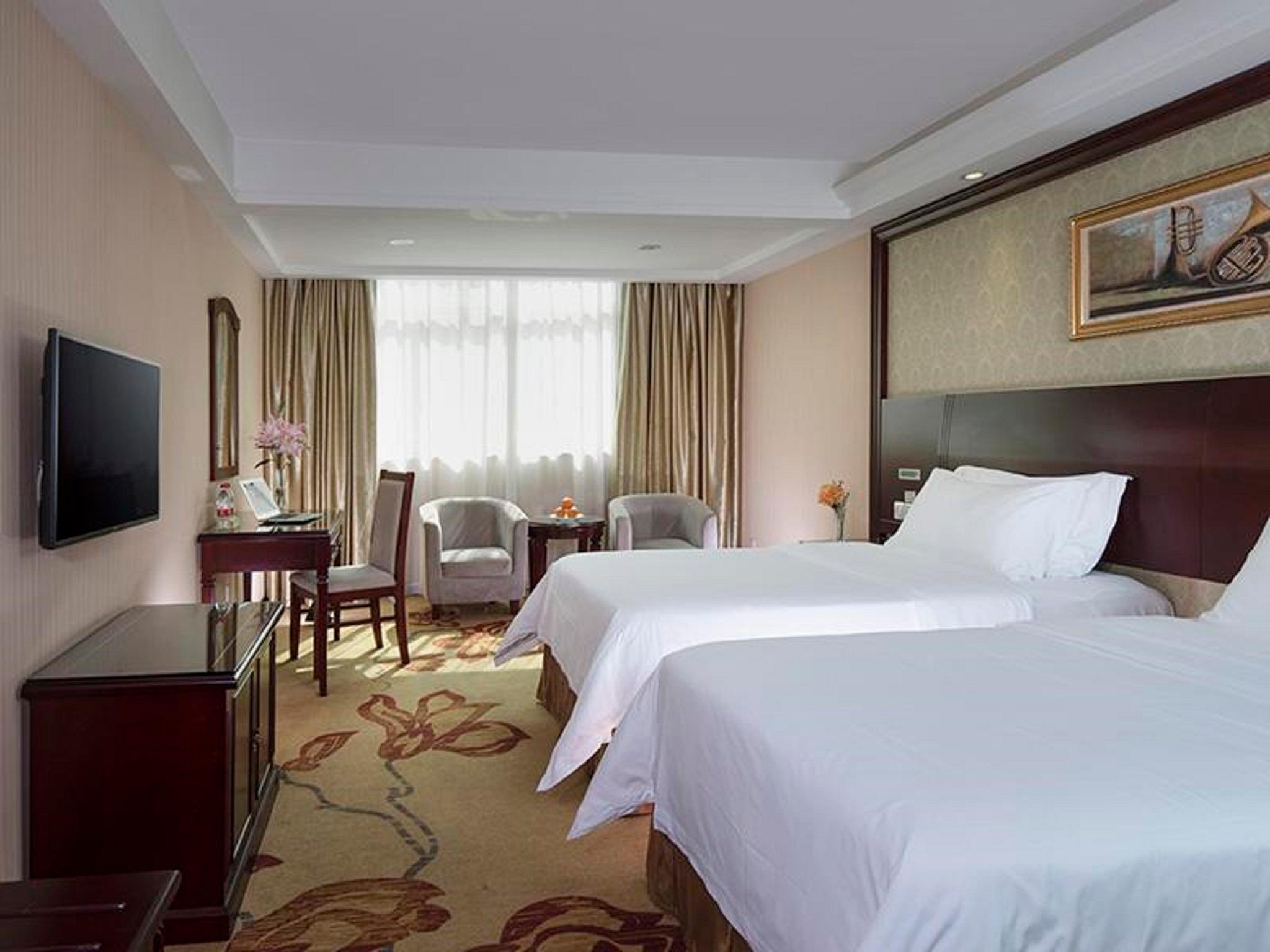 Vienna Hotel (Huizhou Yanda Avenue) 26/44
