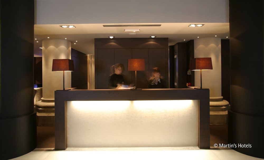 lobby