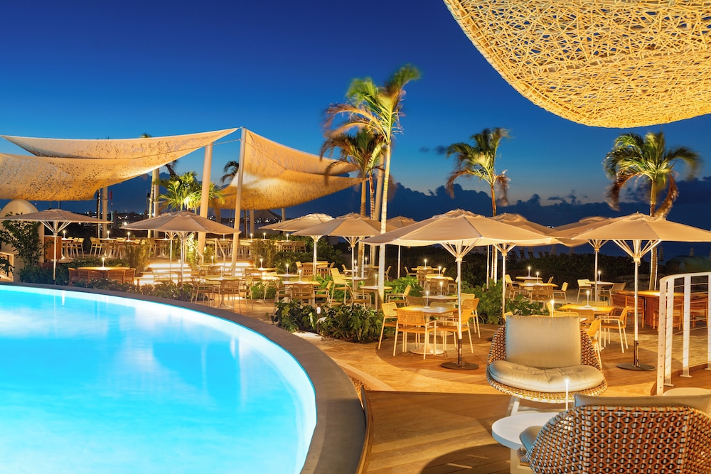The Palms Turks and Caicos 64/70