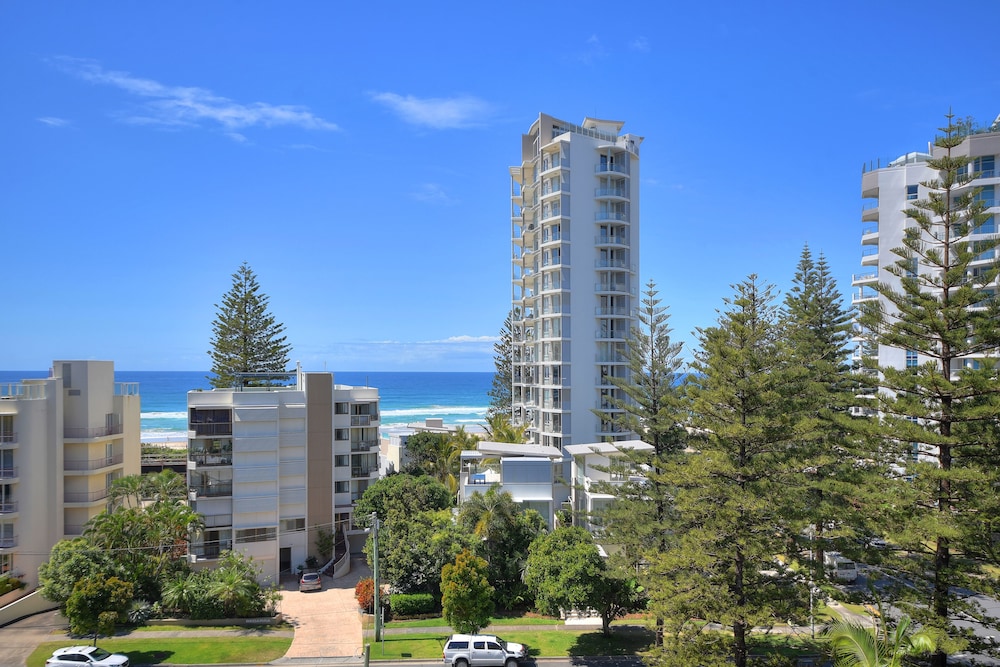 San Mateo on Broadbeach 44/51