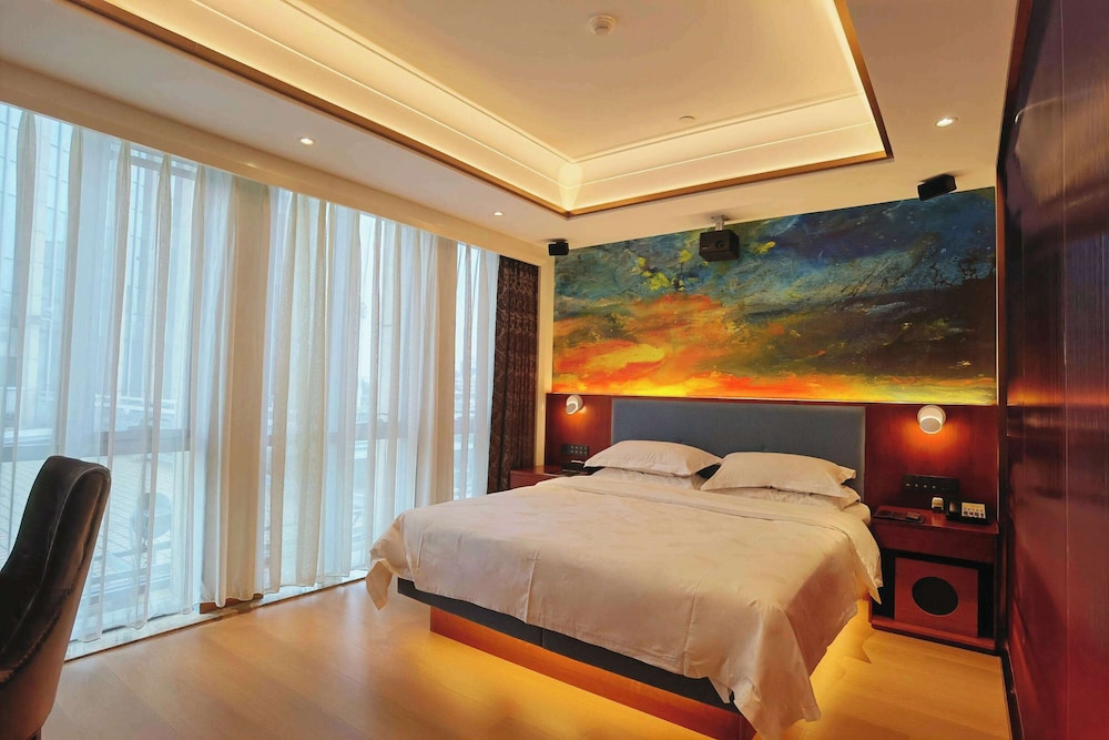 غرفة ديلوكس بسرير كينج، Days Inn by Wyndham Beijing Haidian 2/4