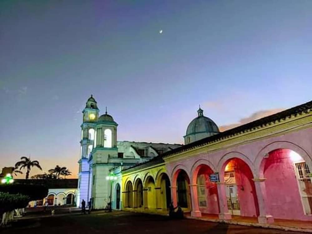Hostal El Patio 1/25