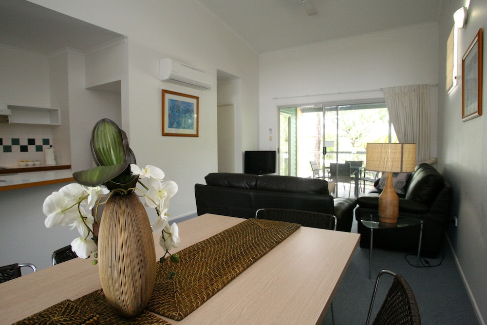 Marlin Cove Resort 50/72
