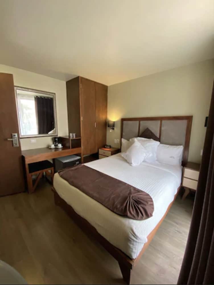 Suites Lerma 9/41