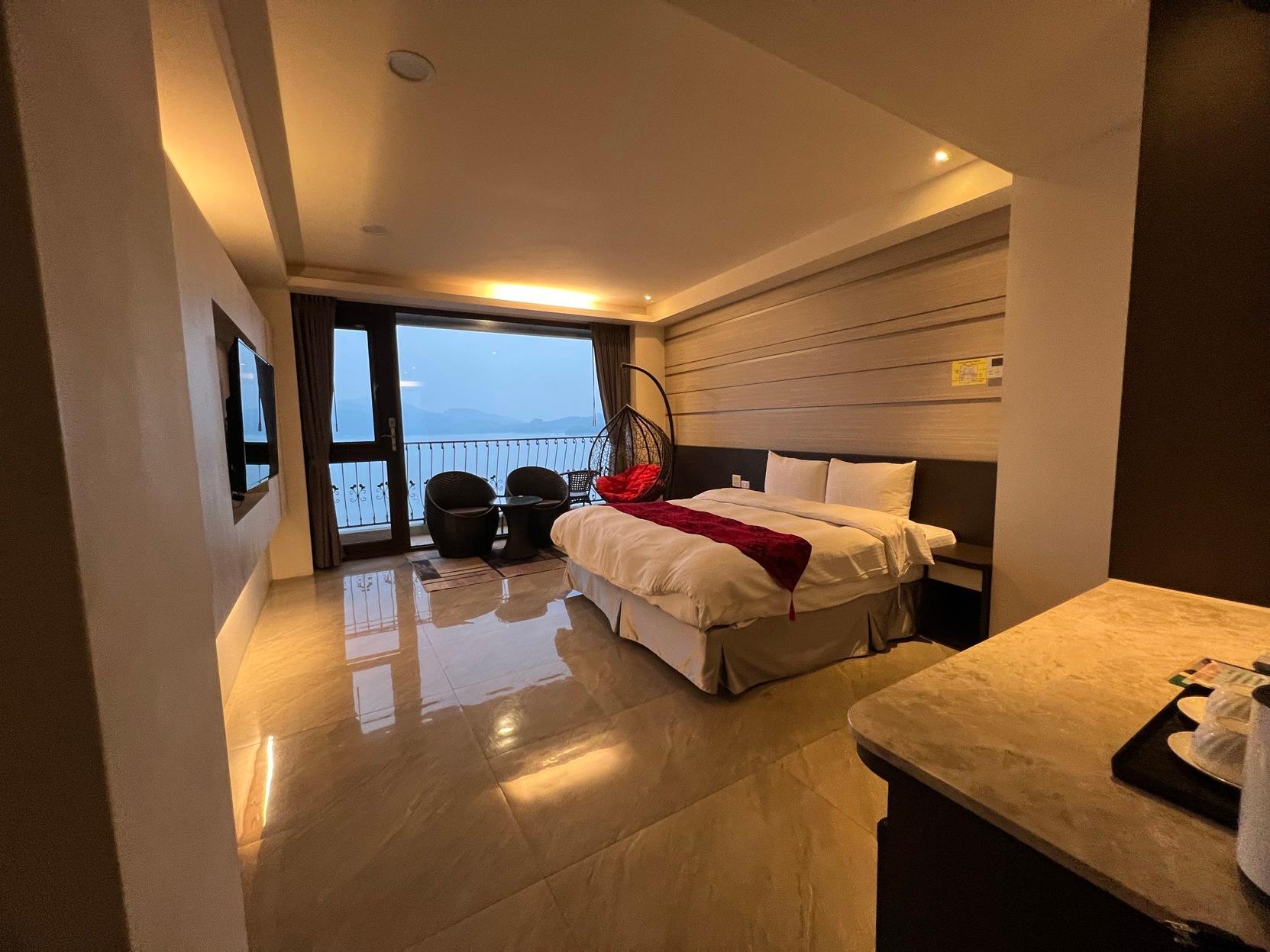Vip, Double Bed, Lake View, High Floor