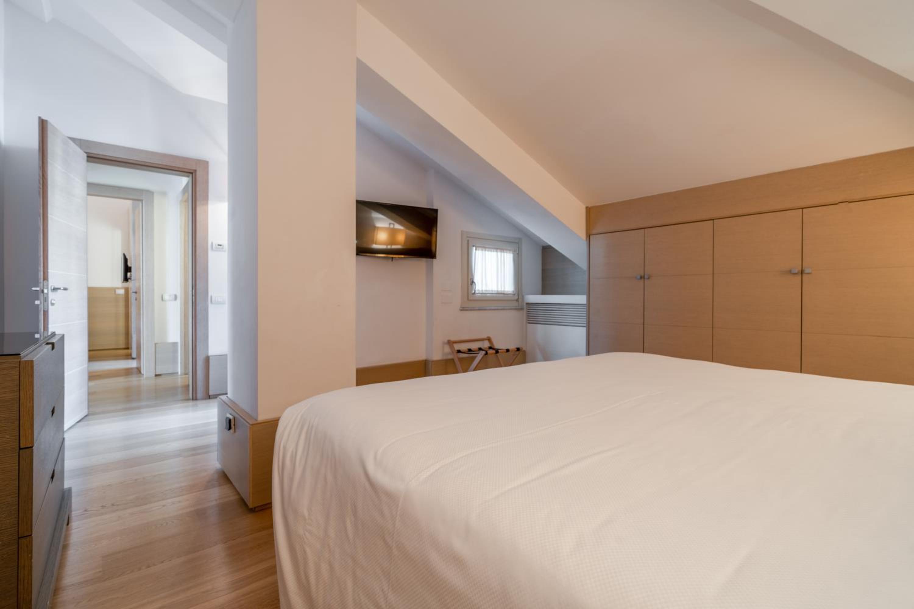 Penthouse Suite