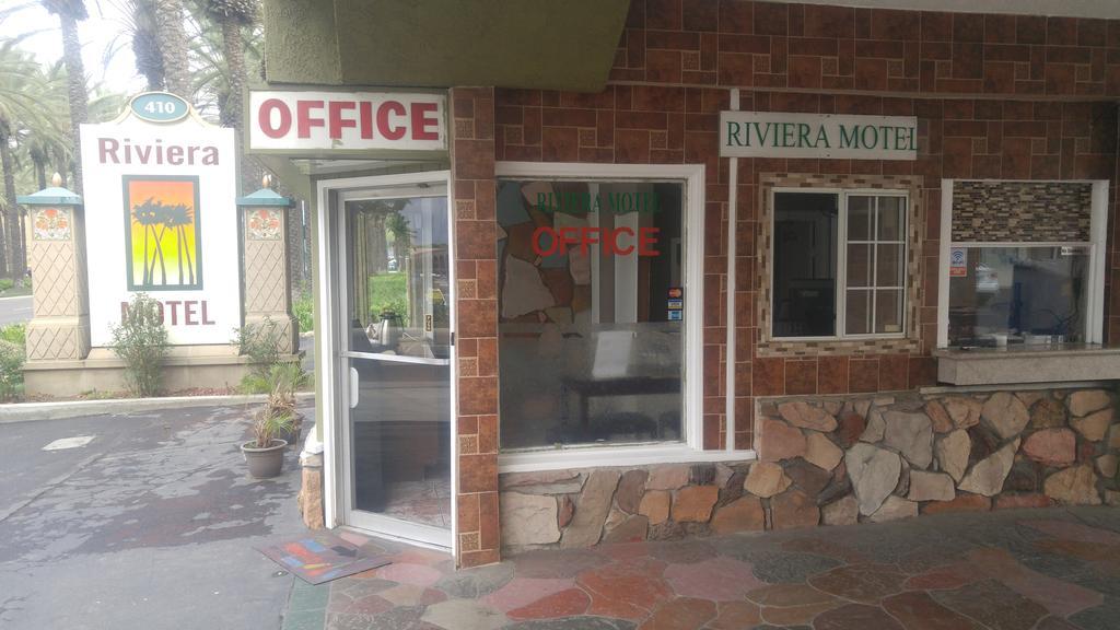 Riviera Motel 5/22