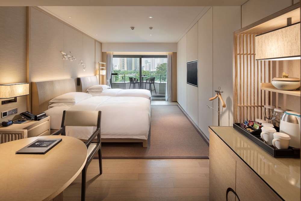 Hilton Shenzhen Shekou Nanhai 37/89