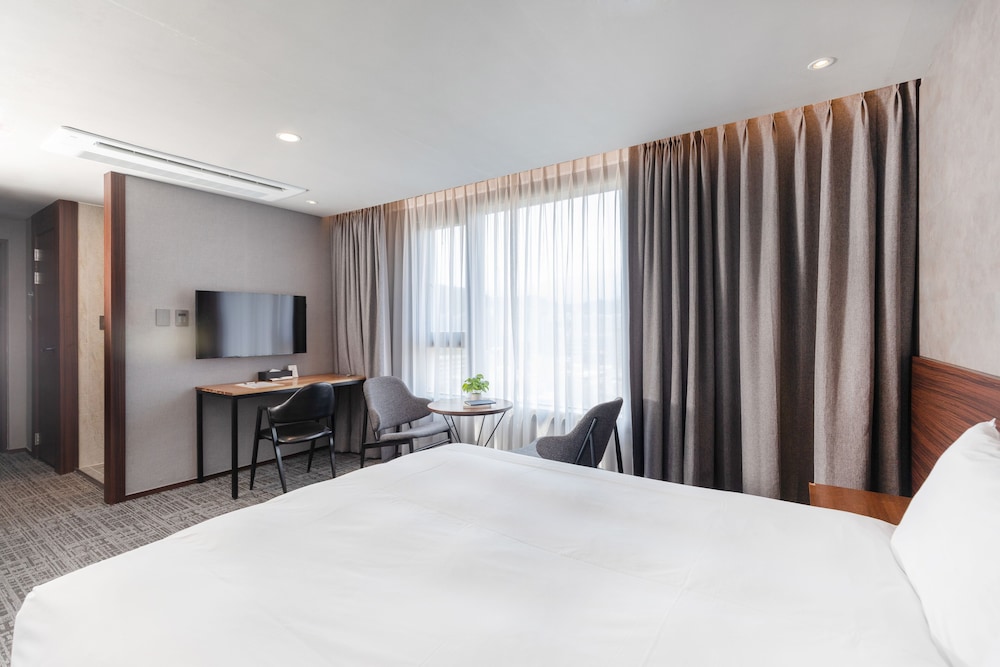 With Stay Hotel Jeju 12/29