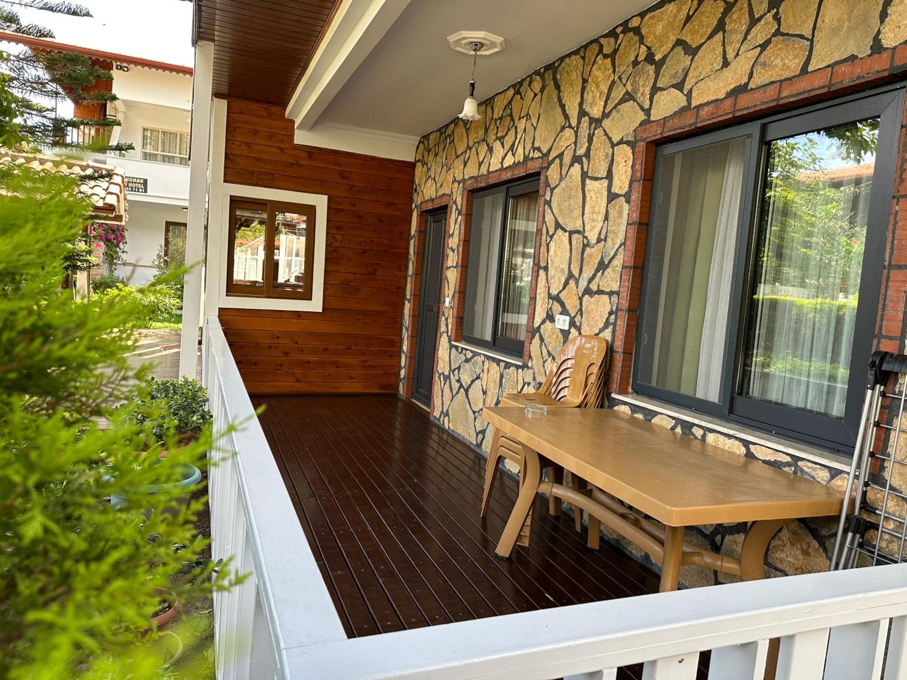 Palm Konak Apart Hotel 2/60