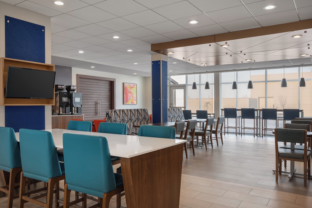 Holiday Inn Express & Suites Muncie Northwest by IHG، مونسي 37/50