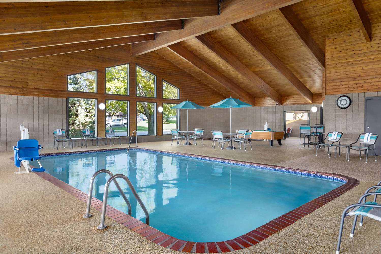 Baymont By Wyndham Owatonna 31/59