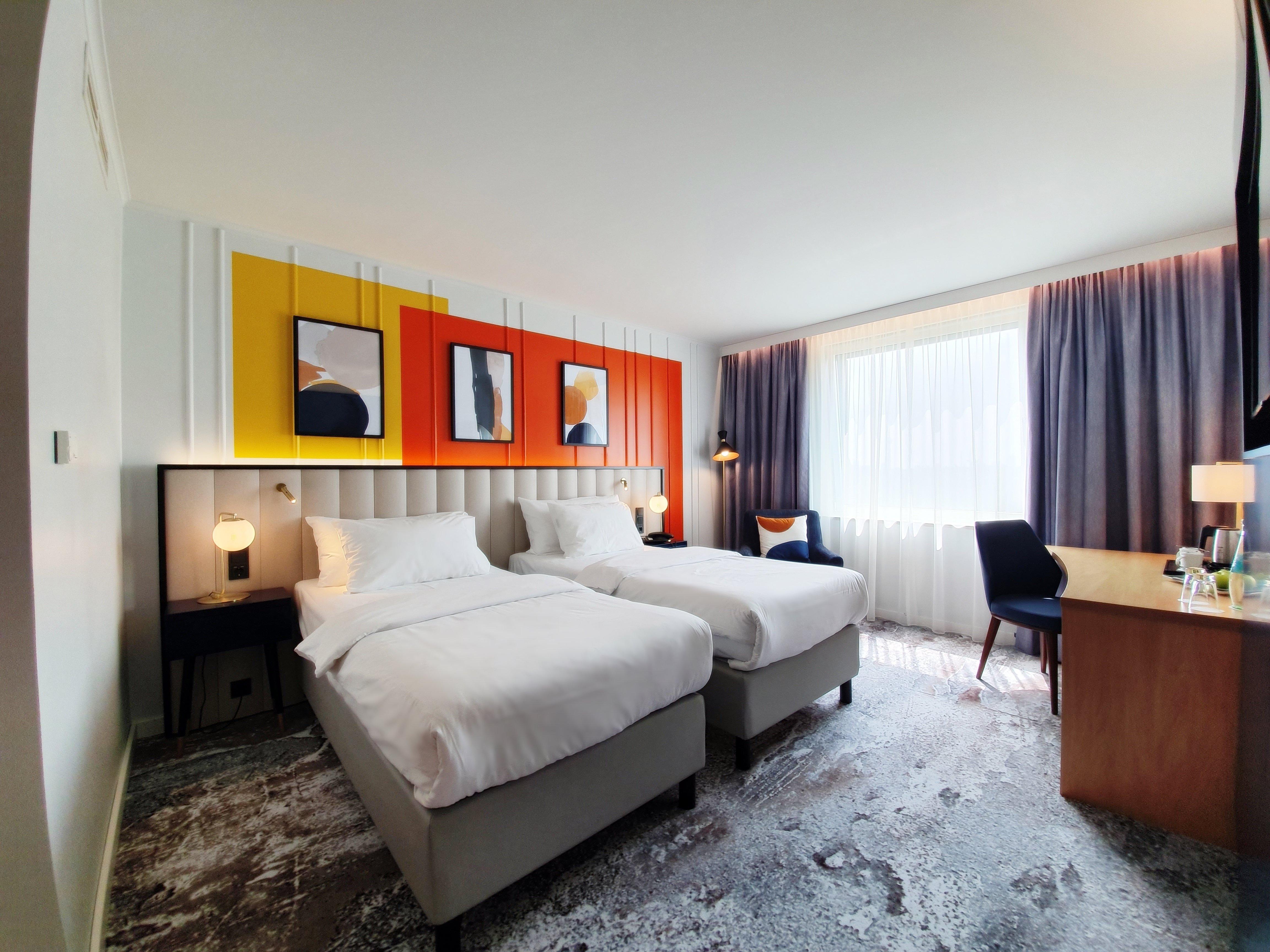 Room, Twin Beds, City View