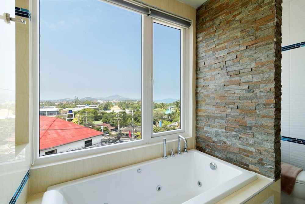 Surisa Seaview Pool Villas 38/38
