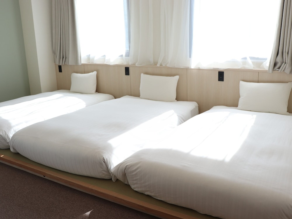 COMFORT, TRIPLE