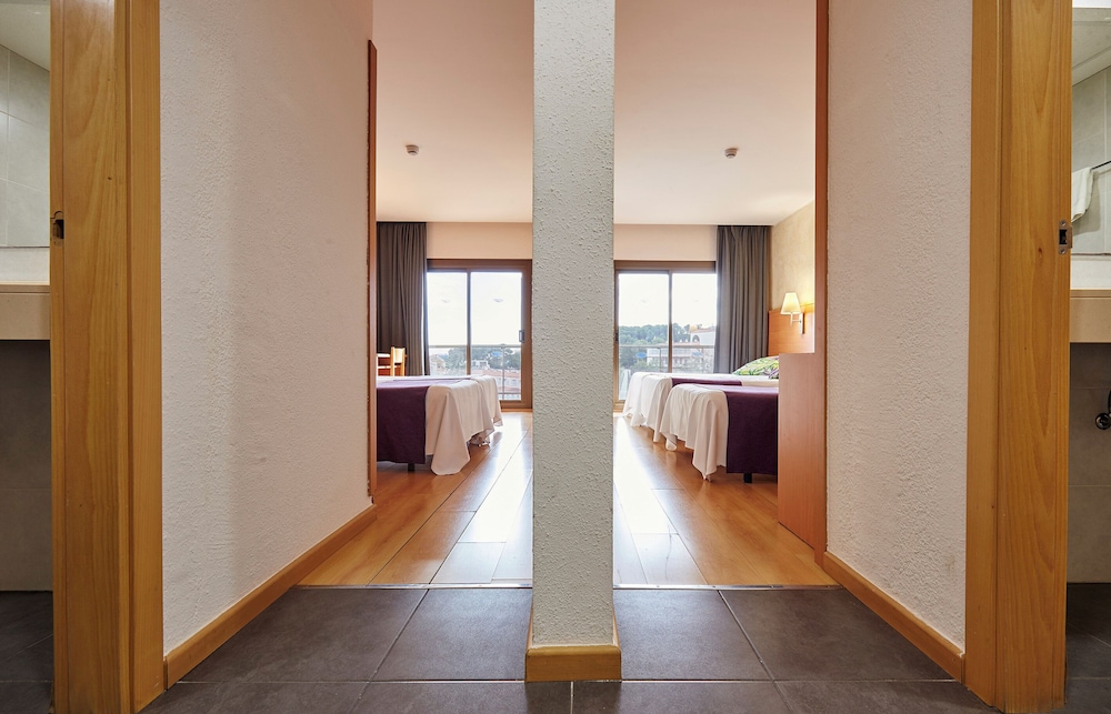 Samba Hotel 28/63