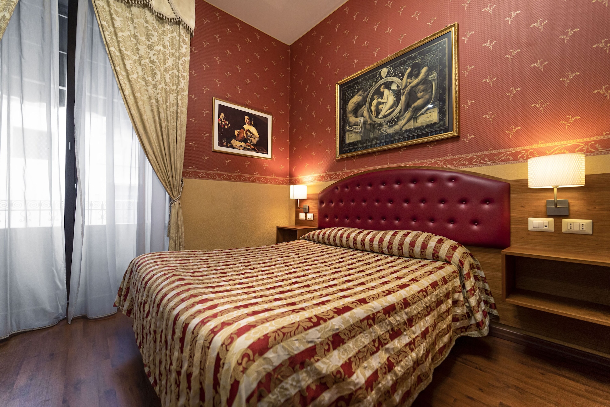 STANDARD, DOUBLE OR TWIN BED