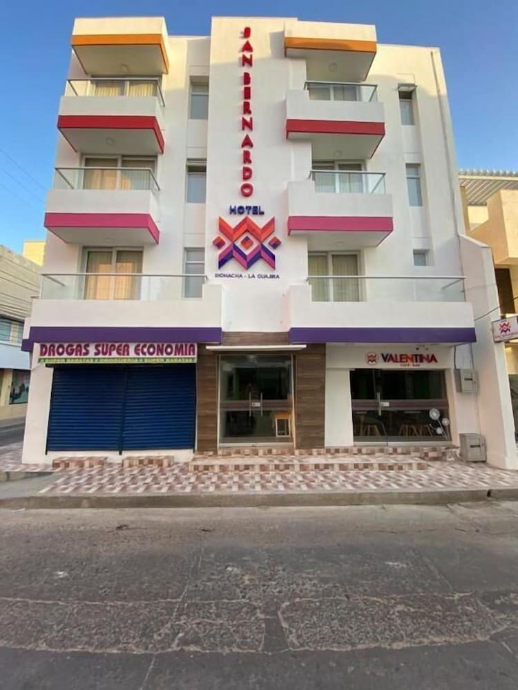 Hotel San Bernardo 1/22