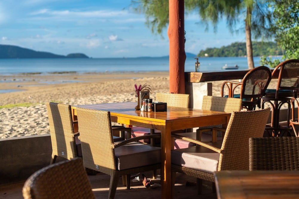 Friendship Beach Resort Atmanjai Wellness Spa 52/70