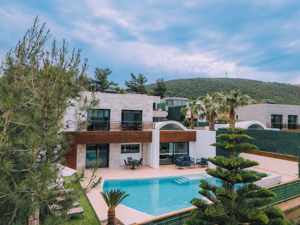 Alya Sierra Bodrum 53/60