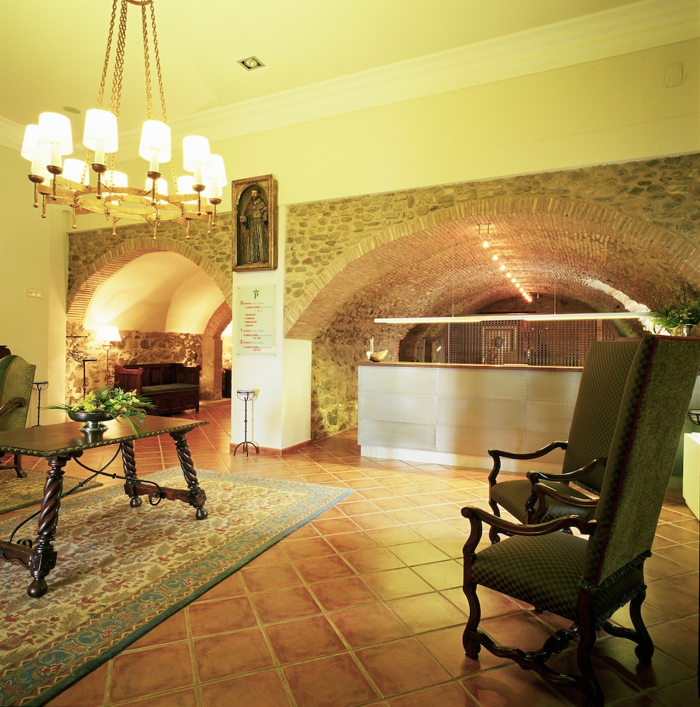 Parador de Santo Domingo Bernardo de Fresneda 7/38