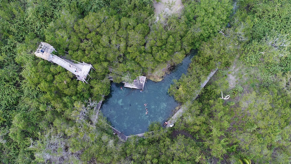 Mayan Villas Hotel 69/74