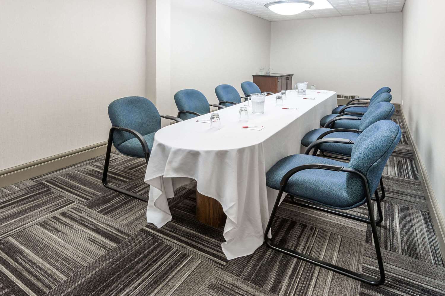 Ramada By Wyndham Edmonton South 28/33