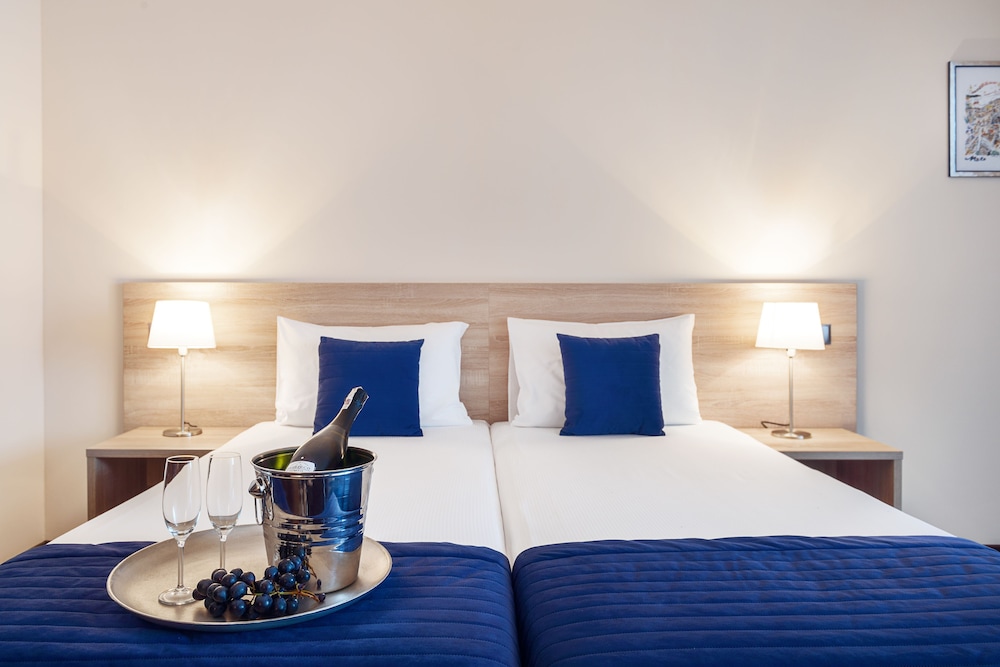 Molo Hotel 25/65
