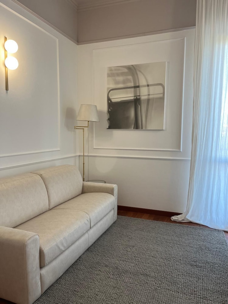 Rechigi Park Hotel 56/80
