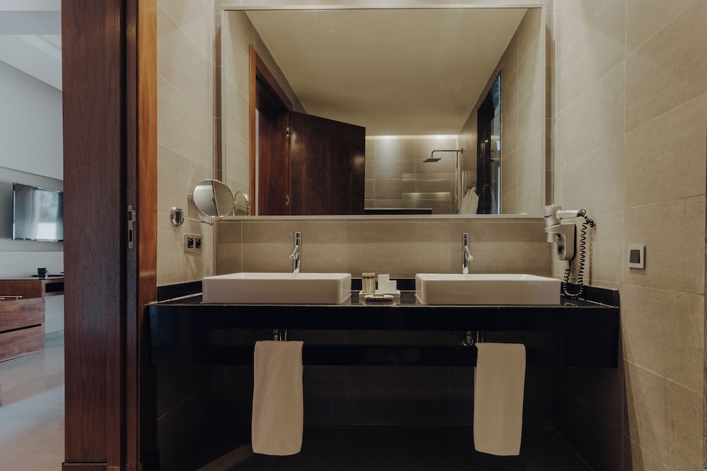 Sirayane Boutique Hotel And Spa 74/75