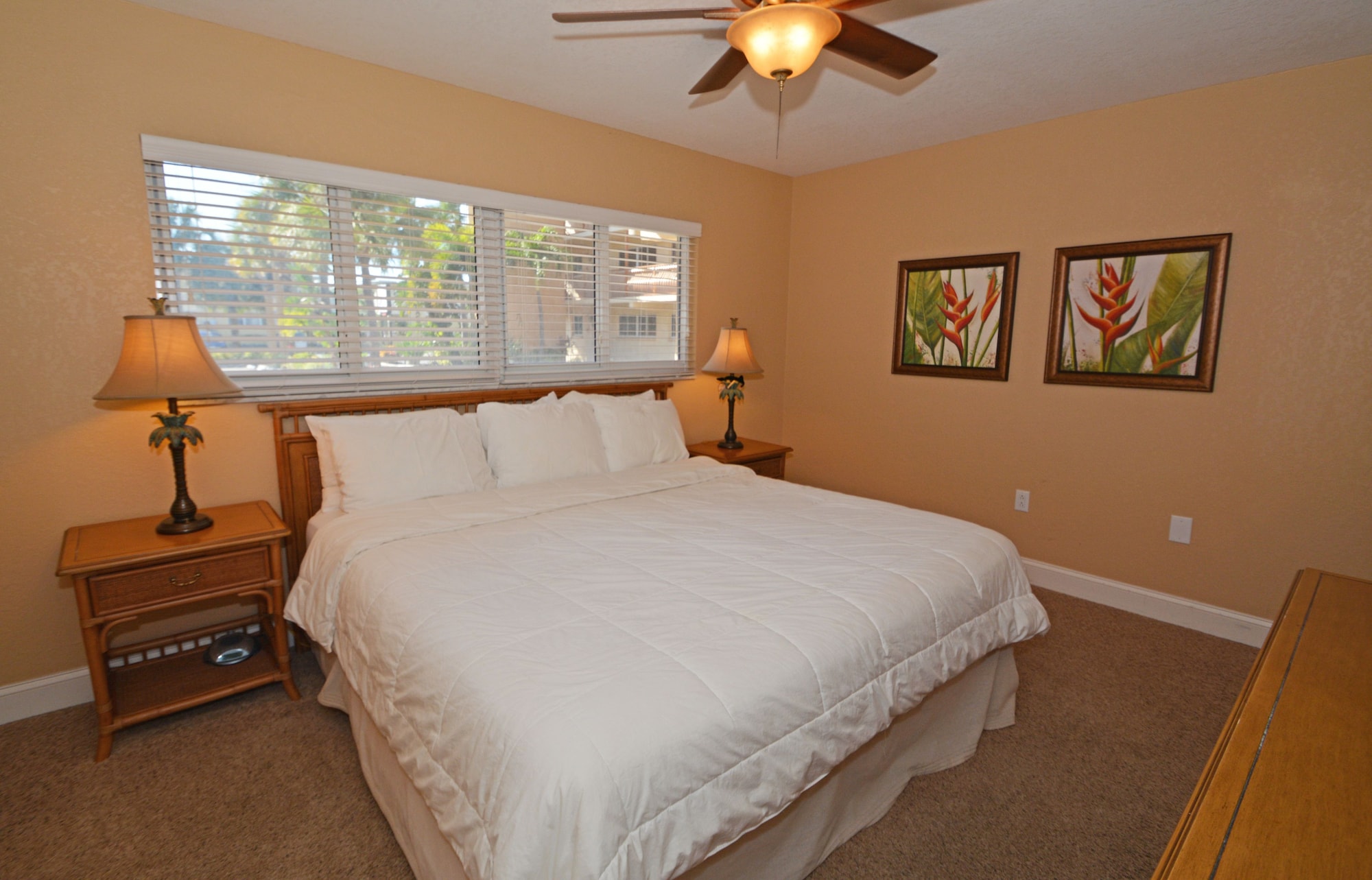 1 Bedroom, Condo, King Bed, Bay View, Kitchen