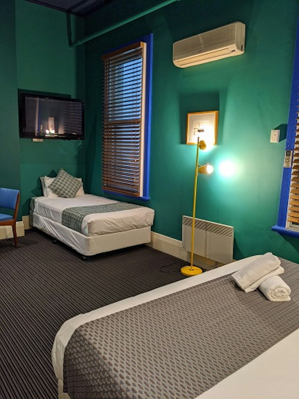 Tolarno Hotel 34/52